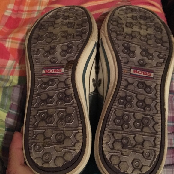 Bobs - Picture 2 of 6